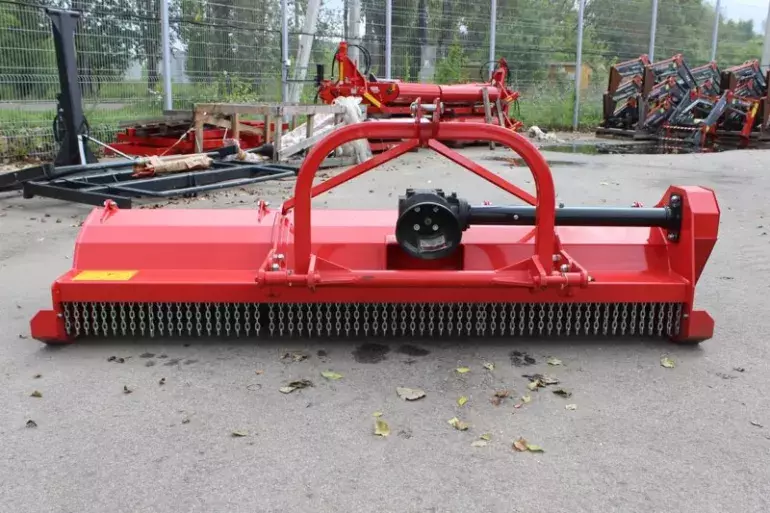 Косилка мульчерная Metal-Fach Z-022 1.35 м ЭКО